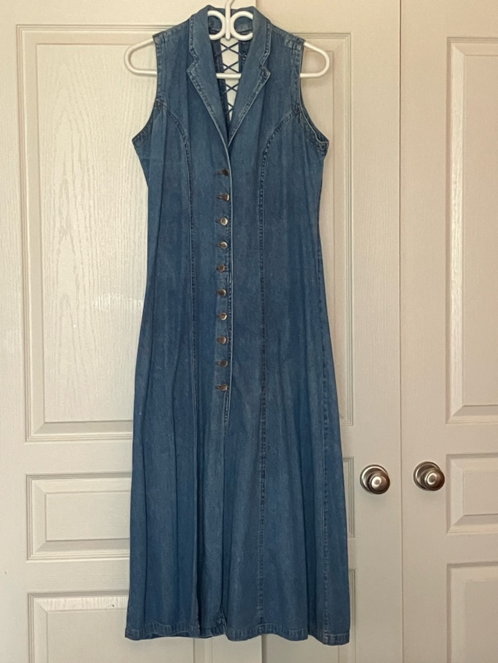 Sleeveless Denim Button-Front Maxi Dress - Blue